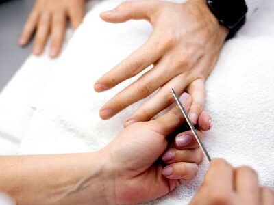 manicura hombre reus